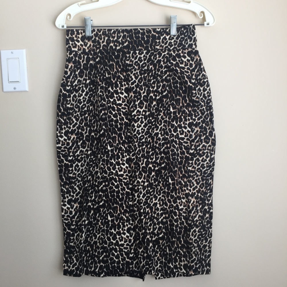 Pinup Couture Leopard Pencil Skirt - Picture 4 of 5